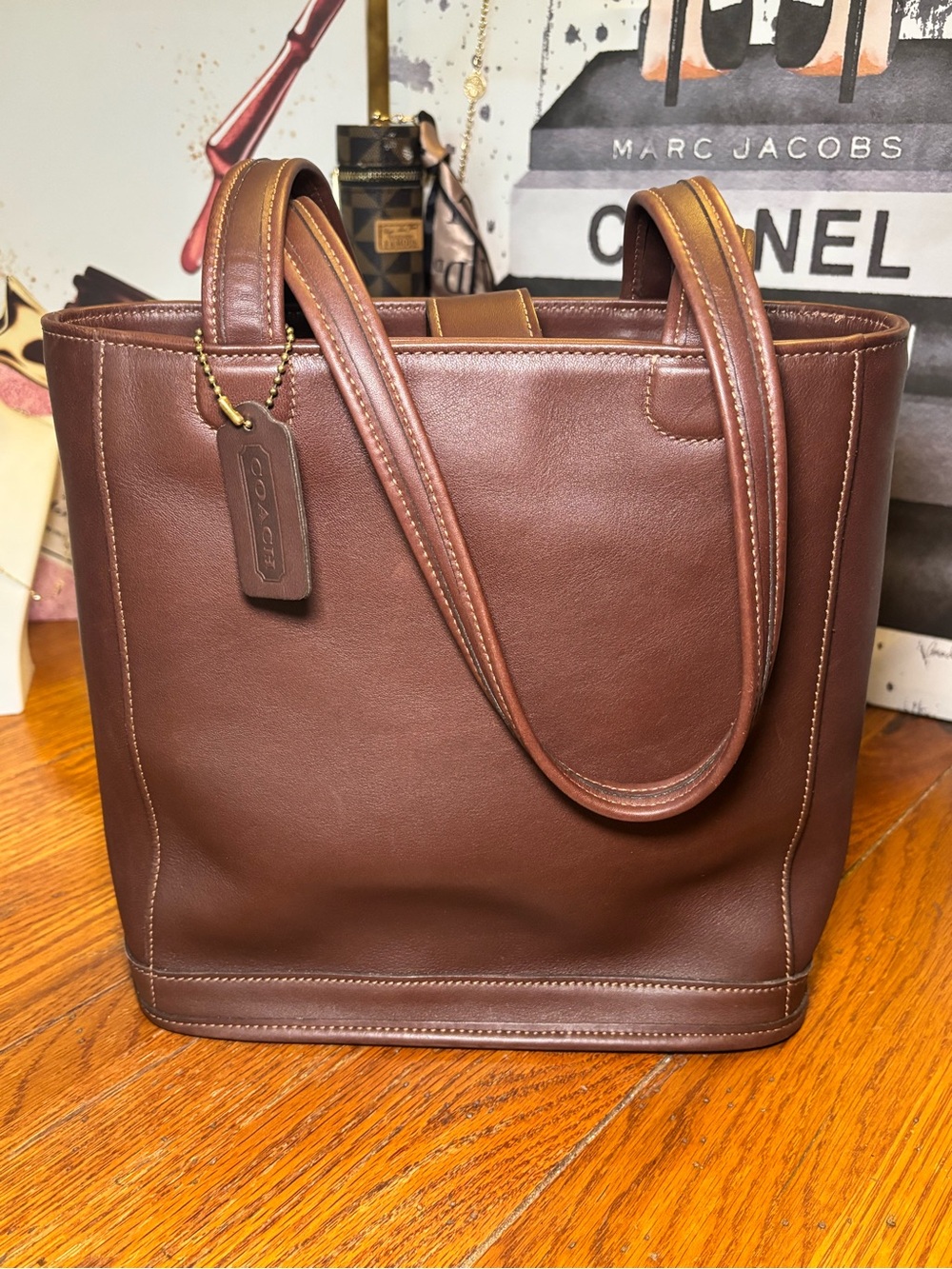 Vintage 1999 Coach 9305 Glove Tanned Leather Tote USA Made Brown EUC